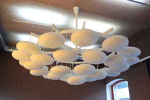 Imponente grande lampadario a nuvola Mid-Century Modern dalla Milchhalle di Vienna