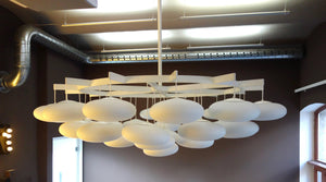 Imponente grande lampadario a nuvola Mid-Century Modern dalla Milchhalle di Vienna