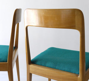Vier Carl Auböck Mid-Century Nussbaum-Stühle A7, Wien, Österreich