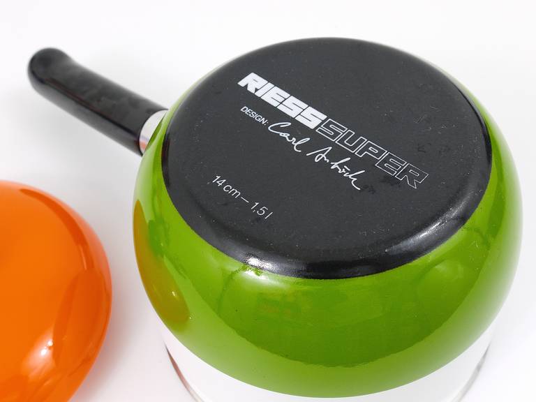Carl Aubockデザイン、Riess製造のエナメル蓋付きポット、オレンジ、ホワイト、グリーン、オーストリア、1970年代
