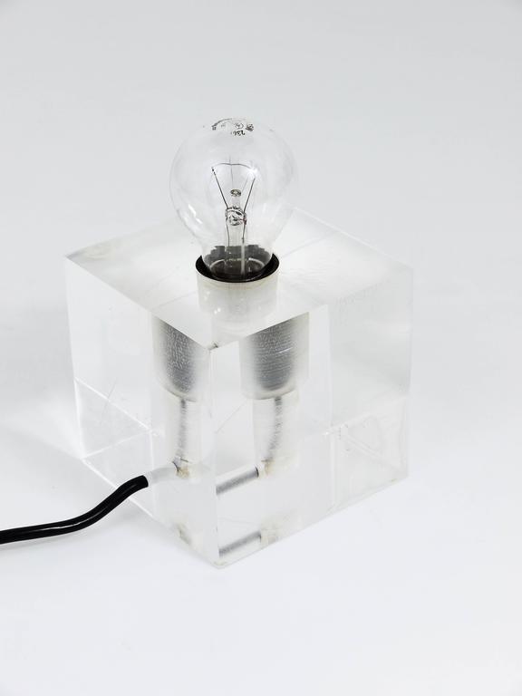 Postmodern Lucite Cubic Table or Side Lamp, Italy, 1970s