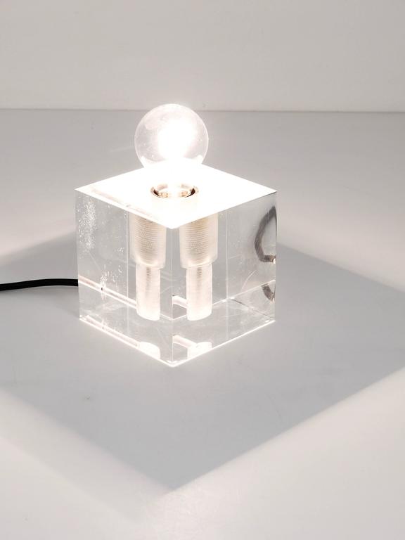Postmodern Lucite Cubic Table or Side Lamp, Italy, 1970s