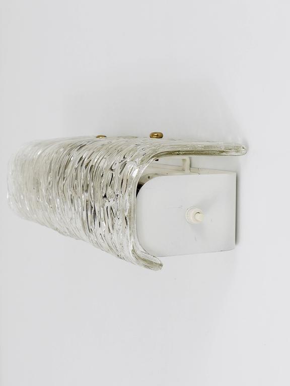 J.T. Kalmar Vanity Mirror Wall Light, Brass & Textured Glass, Austria, 1950s