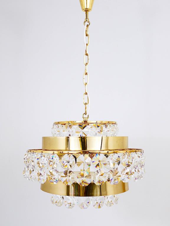 Bakalowits Vienna Gold-Plated Brass & Diamond Crystals Chandelier, Austria, 1970