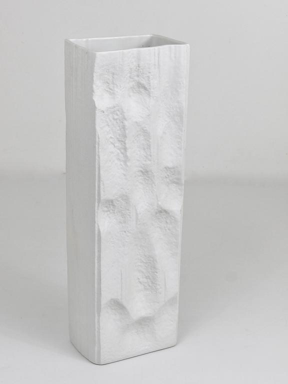 Huge White Relief Op Art Porcelain Vase, Martin Freyer, Rosenthal Germany, 1960s
