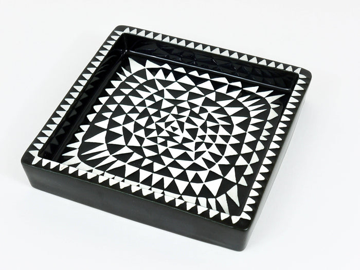 Stig Lindberg Black White Domino Ceramic Plate, Vide-poche, Gustavsberg, 1950s
