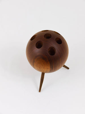 Carl Aubock、ボールトライポッド キャンドルホルダー、ウォールナット、オーストリア、1950年代