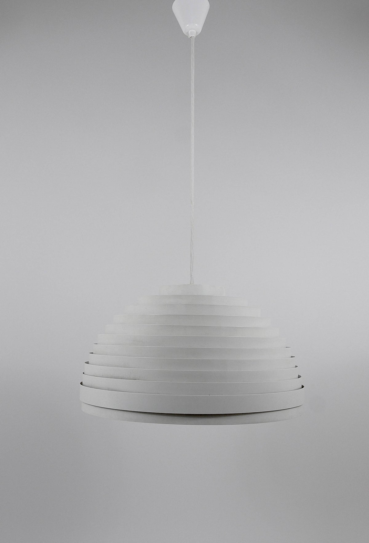 Lámpara colgante luna «Dynamic» de anillos lamela al estilo de Panton de los años 60, por Vest, Austria