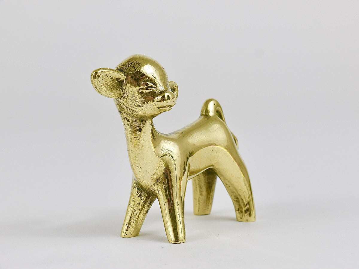 Statuetta Mid-Century di vitellino in ottone di Walter Bosse, Herta Baller, Austria, anni 1950