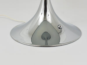 Rara lámpara de mesa Panthella de Verner Panton en cromo con