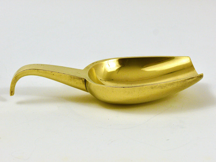 Carl Auböck Midcentury Scoop Bowl or Ashtray with Handle, Brass, Austria, 1950s