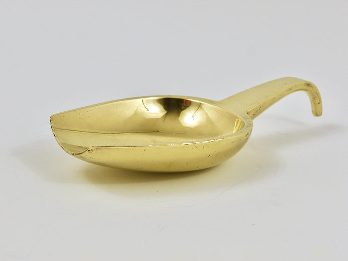 Carl Auböck Midcentury Scoop Bowl or Ashtray with Handle, Brass, Austria, 1950s