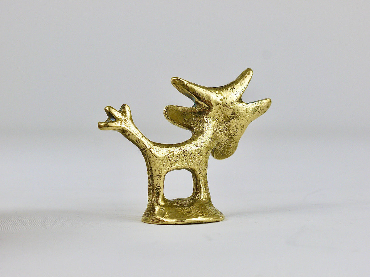 Statuetta di mucca in ottone Mid-Century di Walter Bosse, Herta Baller, Austria, anni 1950