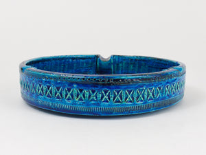 Aldo Londi Bitossi Very Large Round Rimini Blue Glazed Midcentury Ashtray, 1950s