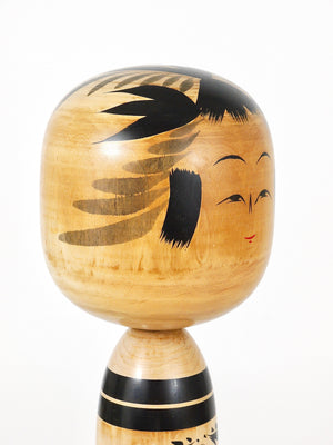 Dekorative Togatta-Kokeshi-Puppenskulptur aus Nordjapan, handbemalt