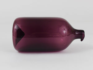 Signierte violette Timo Sarpaneva Pullo Vogel-Flaschenglasvase, Iittala, Finnland