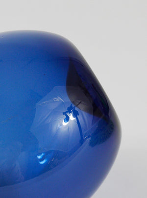 Signed Blue Timo Sarpaneva Pullo Bird Bottle Glass Vase, Iittala, Finland, 1950s