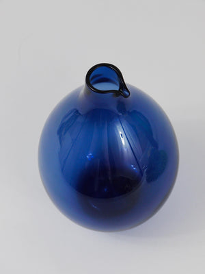 Signed Blue Timo Sarpaneva Pullo Bird Bottle Glass Vase, Iittala, Finland, 1950s