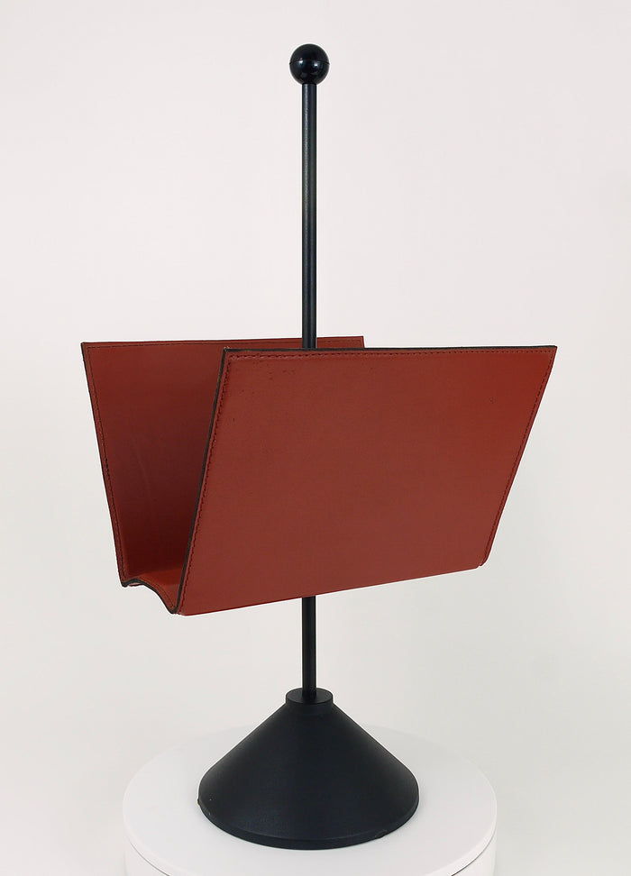 Porada Arredi Black Post Modern Leather Magazine Rack News Stand, Italy, 1980s