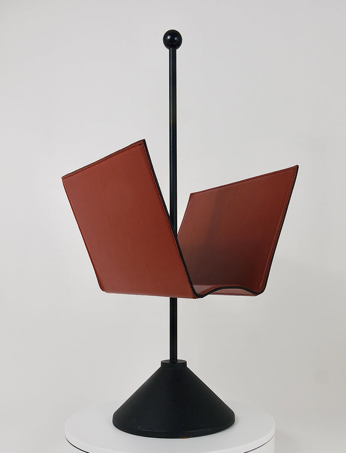 Porada Arredi Black Post Modern Leather Magazine Rack News Stand, Italy, 1980s