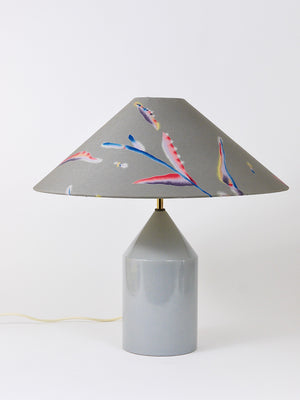 Lámpara de mesa posmoderna y colorida, Italia, años 80