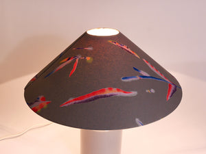 Lámpara de mesa posmoderna y colorida, Italia, años 80