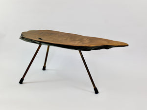 Original Carl Auböck Großer Mid-Century Nussbaum-Baumstamm-Couchtisch, 1950er-Jahre
