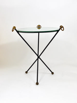 Französischer Mid-Century-Modern-Spiegel-Beistelltisch im Stil von Jacques Adnet, Messing, 1950er-Jahre