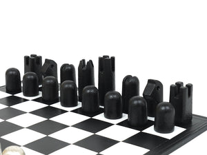 Jeu d'échecs moderniste Carl Auböck en fonte avec plateau en cuir fait main