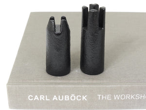 Jeu d'échecs moderniste Carl Auböck en fonte avec plateau en cuir fait main