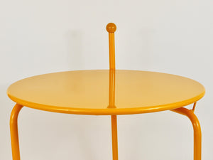 Table basse ou d'appoint postmoderne de Tord Björklund, style Memphis, Suède, années 1980
