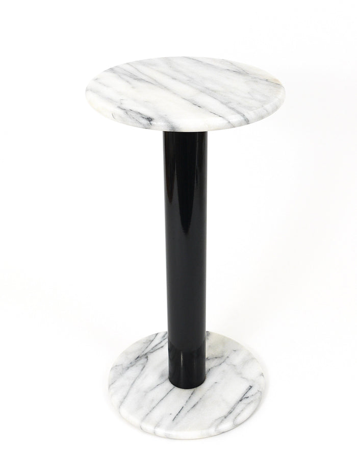 Postmodern White Carrara Marble Flower Stand Pedestal Table, Italy, 1980s