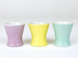6 Midcentury Pastel Daisy Porcelain Egg Cups, Lilien, Austria, 1950s