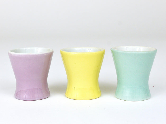6 Midcentury Pastel Daisy Porcelain Egg Cups, Lilien, Austria, 1950s