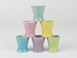 6 Midcentury Pastel Daisy Porcelain Egg Cups, Lilien, Austria, 1950s
