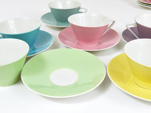 6 Midcentury Pastel Daisy Porcelain Coffee Cups, Lilien, Austria, 1950s
