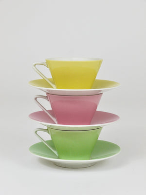 6 Midcentury Pastel Daisy Porcelain Coffee Cups, Lilien, Austria, 1950s