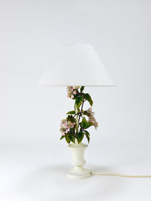 Lampada da tavolo Salvadori in toleware dipinta a mano con fiori di melo selvatico, Italia, anni 1950