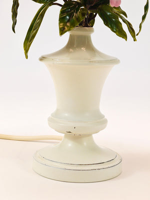 Lampada da tavolo Salvadori in toleware dipinta a mano con fiori di melo selvatico, Italia, anni 1950