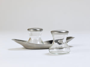 Wilhelm Wagenfeld Mid-Century Max & Moritz Salt Pepper Twins Shakers, WMF, 1950s