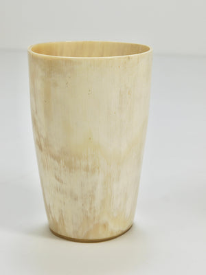 Deux pots porte-stylos et crayons de bureau en corne Carl Aubock, Mid-Century, Autriche, années 1950