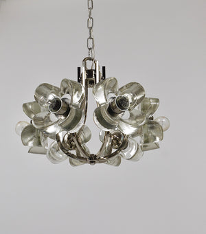 Lustre / suspension en verre cristal à fleurs dans le style Kalmar, par Sische, Allemagne, années 1970
