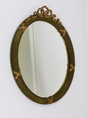 Neoclassical Oval Gilt Wood Gustavian Style Faceted Wall Mirror, Italy, 1900s