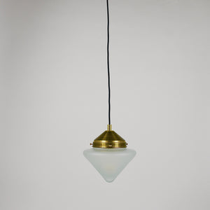 Bis zu 7 Art déco Hängeleuchten aus Messing mit konischen Glasschirmen, Wien 1930er-Jahre