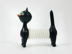 Chat couineur en accordéon « Tomcat » par Libuse Niklova pour Fatra, Tchécoslovaquie, années 1960