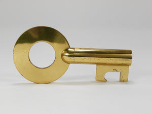 Llave Modern Key grande de latón de Carl Auböck, sacacorchos y abrebotellas, Austria, años 50