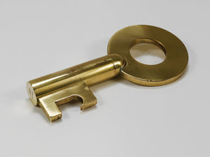 Llave Modern Key grande de latón de Carl Auböck, sacacorchos y abrebotellas, Austria, años 50