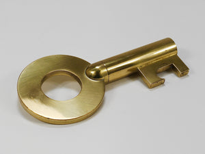 Llave Modern Key grande de latón de Carl Auböck, sacacorchos y abrebotellas, Austria, años 50