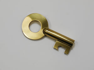 Llave Modern Key grande de latón de Carl Auböck, sacacorchos y abrebotellas, Austria, años 50