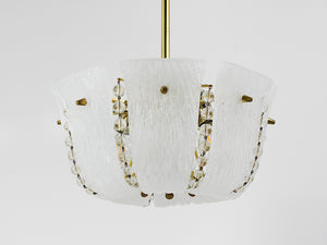 Petit lustre panier courbé J.T. Kalmar, laiton & verre, Autriche, années 1950